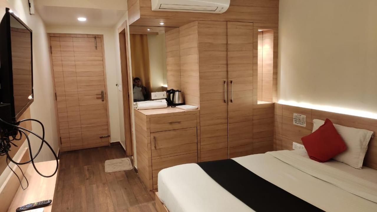 Hotel Poseidon Inn Lucknow Eksteriør billede